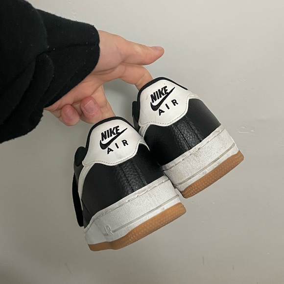 Air Force 1 Low Gum Sneakers - Picture 3 of 3